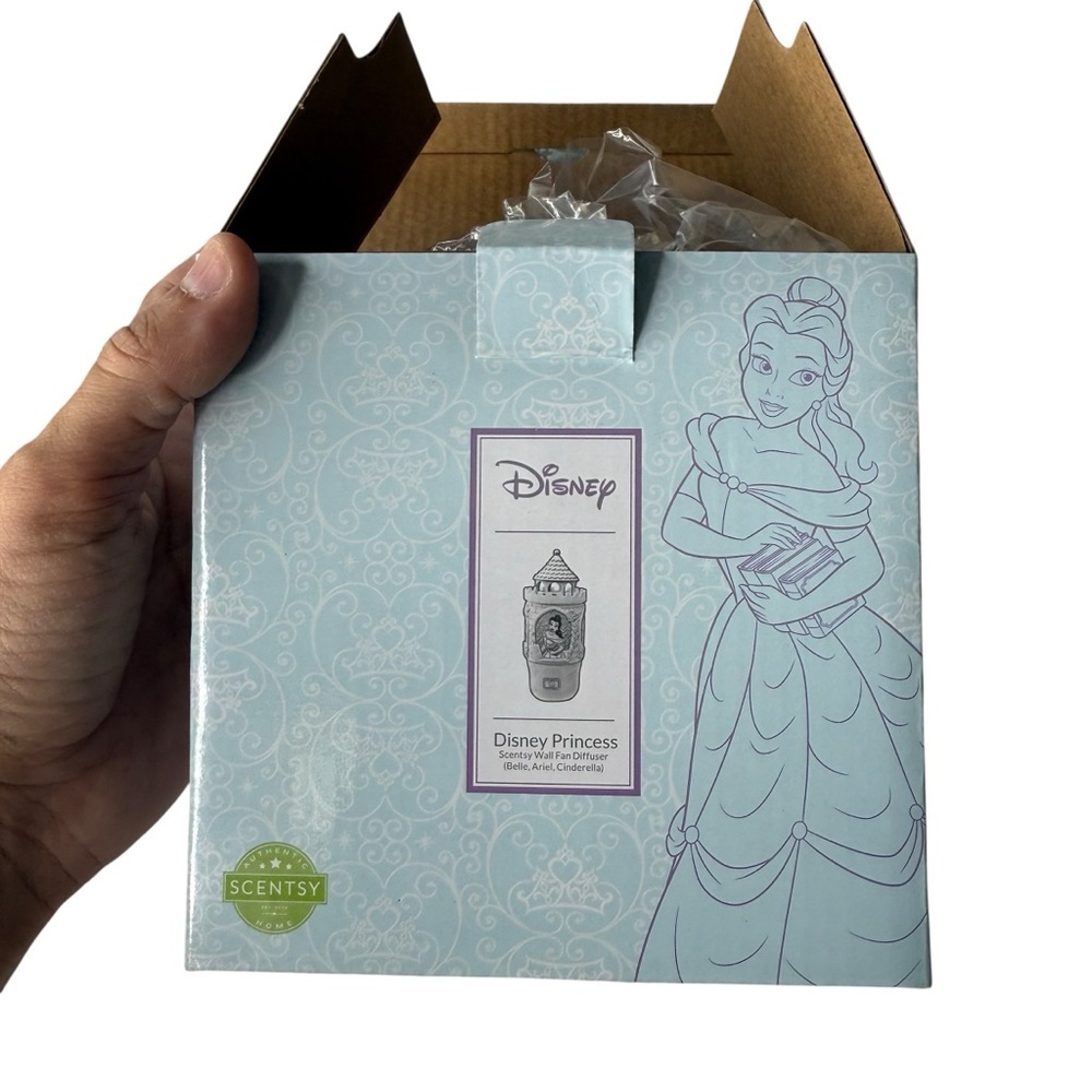 NEW Disney Princess-Scentsy Wall Fan Diffuser  ~ Belle,Ariel, Cinderella